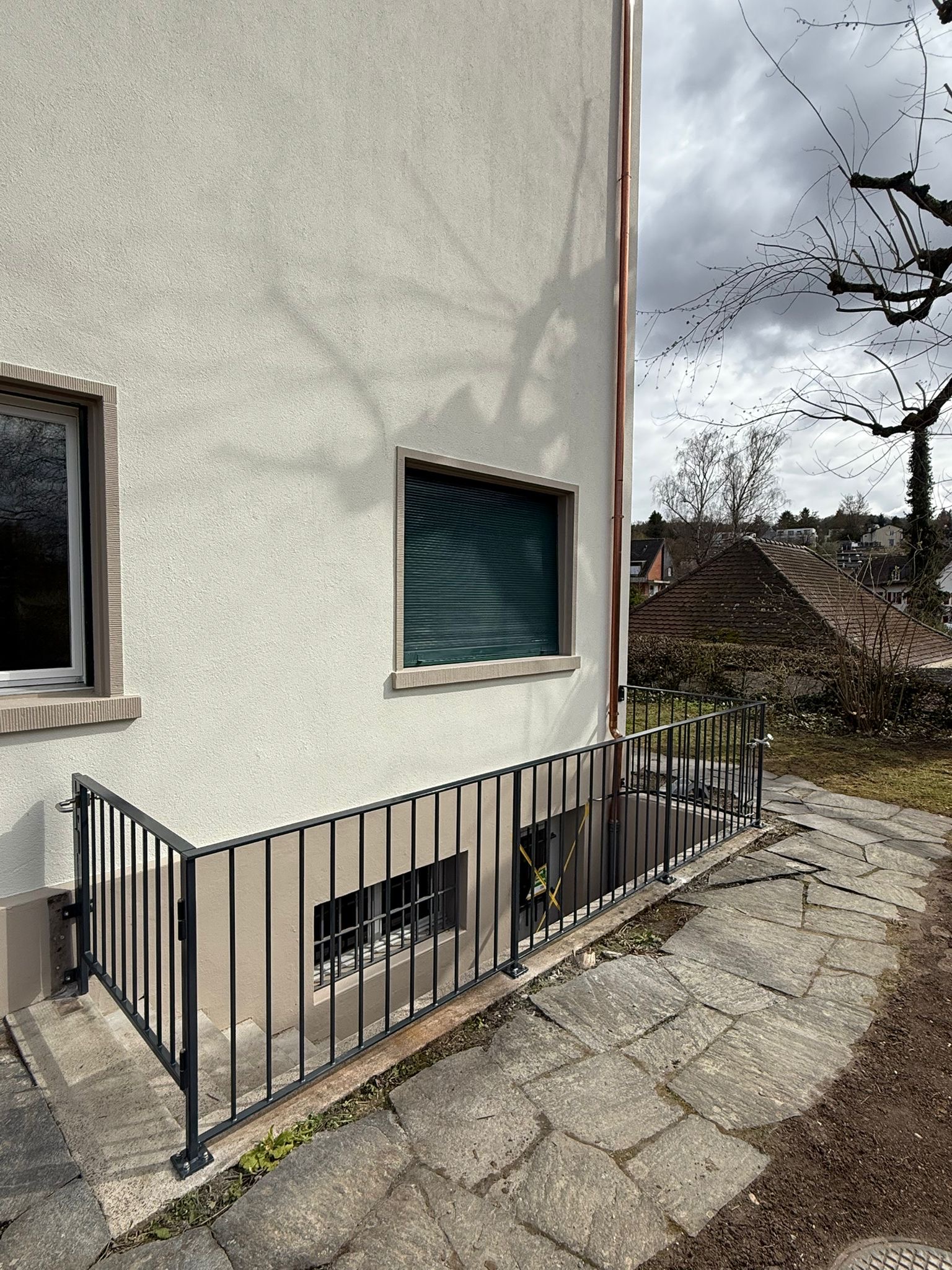 Geländer mit Türchen